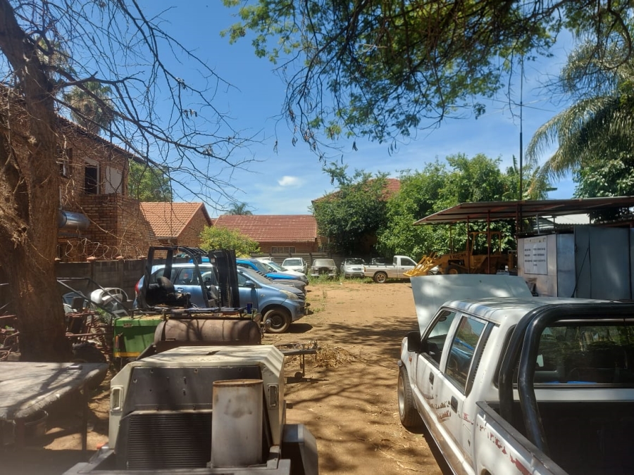 3 Bedroom Property for Sale in Oos Einde North West